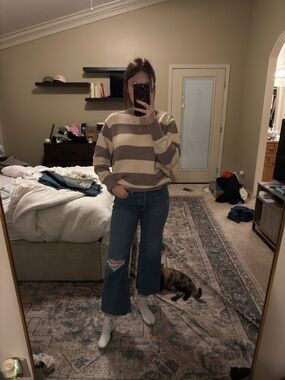 Hudson Jeans Wide-Leg Cropped Distressed Ankle Jeans in Blue